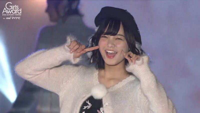欅坂46平手友梨奈ガールズアワード2016-2